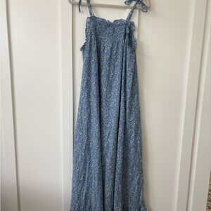 Doen Blue Floral Maxi Dress size small